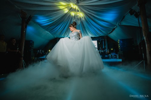 Presentación de novia en niebla - Finca Hotel Yerbabuena